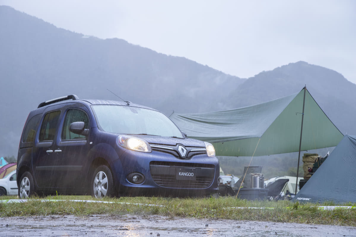 怪我の恐れも 自動車キャンプ撤収時にやってはいけない収納術３選 Auto Messe Web カスタム アウトドア 福祉車両 モータースポーツなどのカーライフ情報が満載 3ページ目