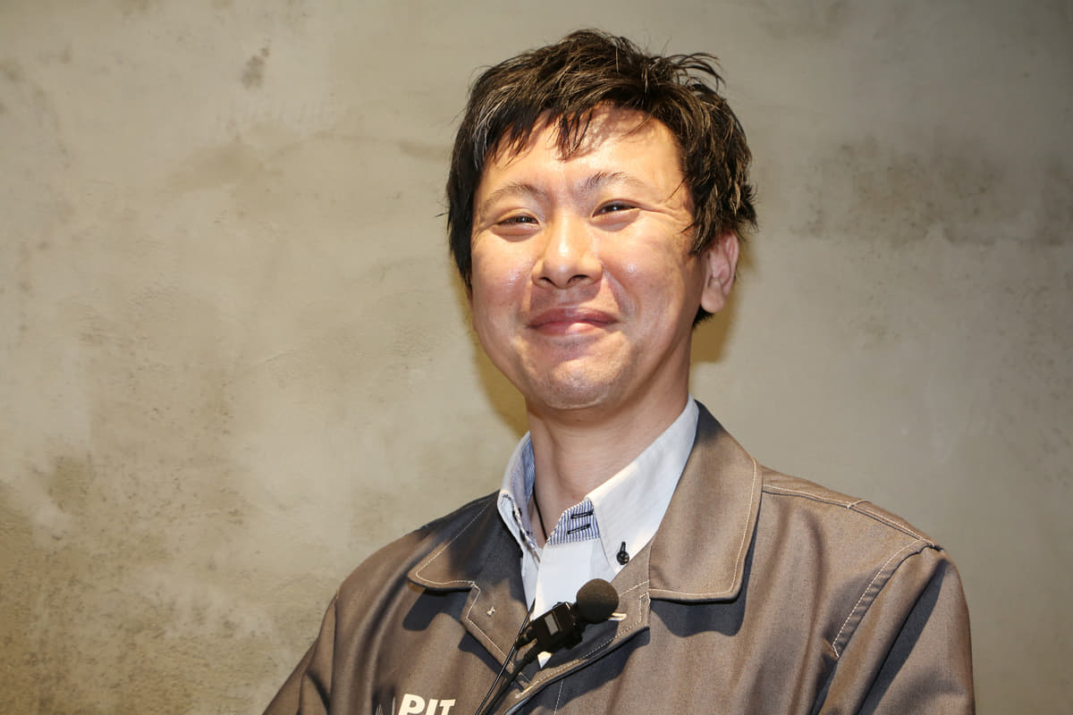 A PIT オートバックス東雲のカーライフアドバイザーの児玉健さん