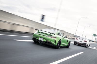 「メルセデスAMG GT R」vs「日産GT-R NISMO」日独GTRバトル