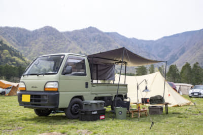 愛車自慢のキャンパーinふもとっぱら