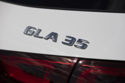 似て非なるコンパクトSUVのハイパフォーマー「GLA35」「GLA45S」