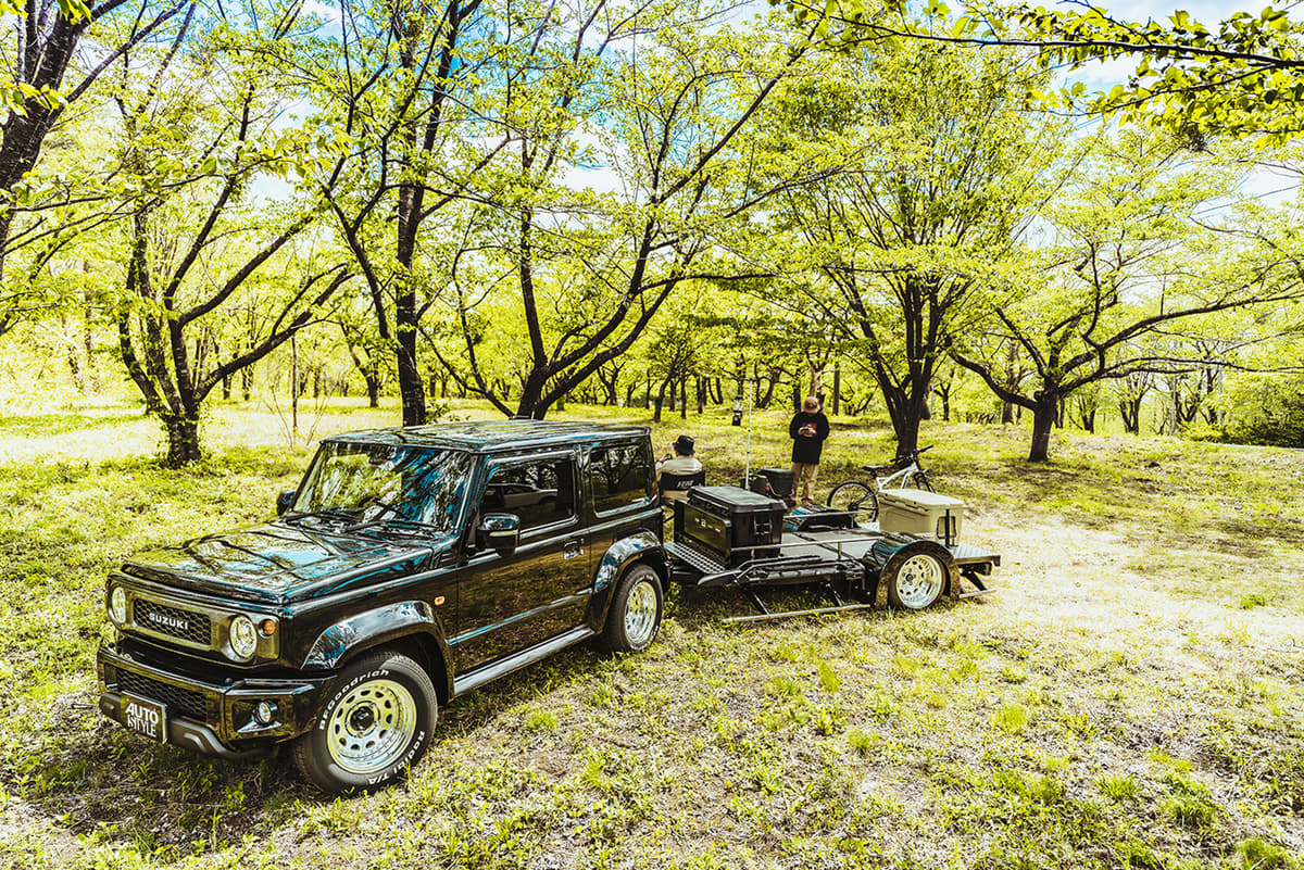 ジムニーで牽引！ 超低床「シャコタン」トレーラーをフル自作したオーナーのアウトドア生活 | AUTO MESSE WEB（オートメッセウェブ）  ～カスタム・アウトドア・福祉車両・モータースポーツなどのカーライフ情報が満載～