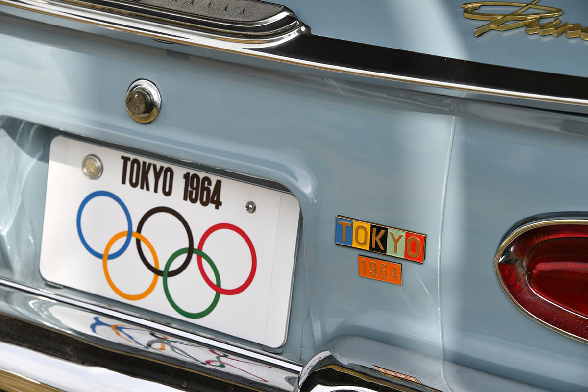 1964年東京オリンピックで聖火ランナーの先導車を務めたグロリアを発見！