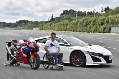 CBR1000RR-RとNSXと青木拓磨さん