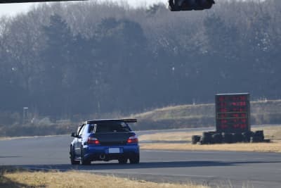 サーキットではオイル漏れに注意