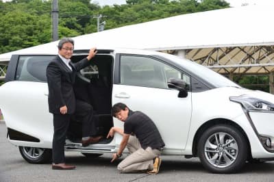 介護車両にオススメの100万円以下ミニバン