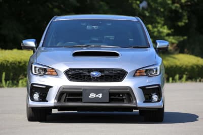 レヴォーグのWRX化顔面移植カスタム