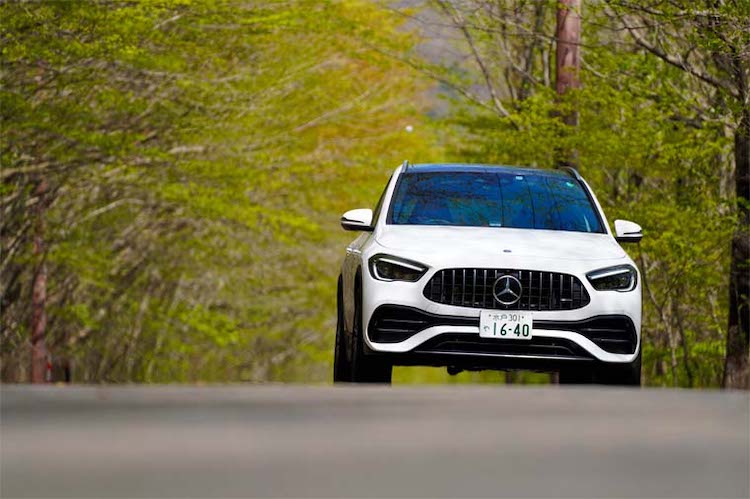 メルセデスAMG「GLA35 4MATIC」でピークハント