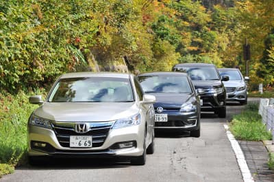 プラグインハイブリッド車のイメージ