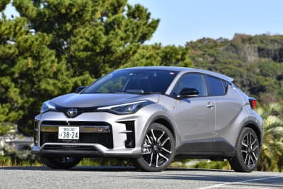 C-HR GR SPORTのフロントスタイル