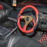 90年代の日産車の趣を感じさせるコクピット