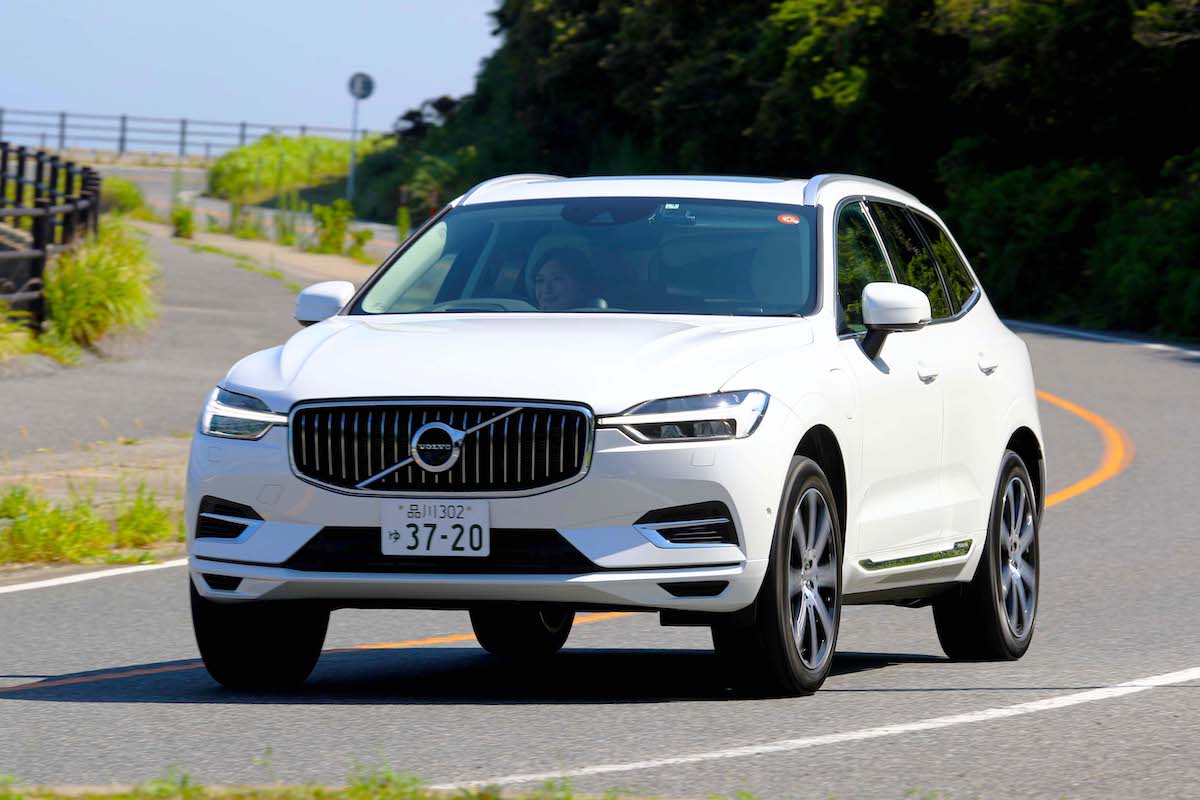 電気モーターのアシストでXC60の滑らかな走行フィール