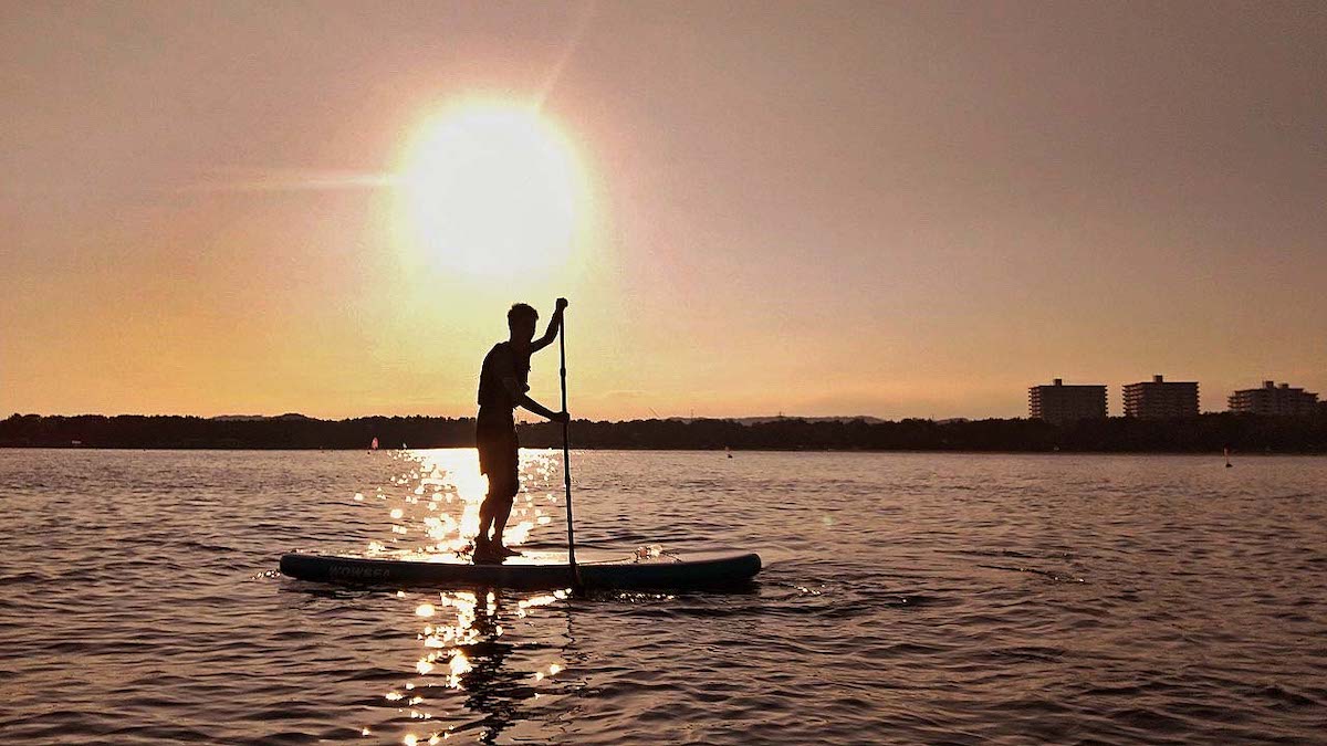 波のコンディションを見てSEA SUP