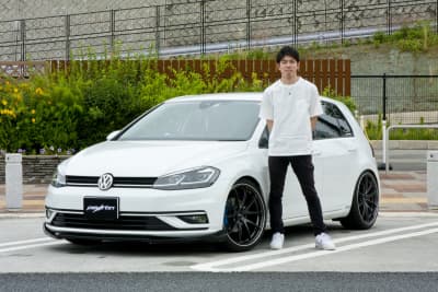 大阪府ペイトンで撮影したVWゴルフ7.5