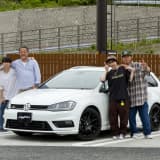 大阪府ペイトンで撮影したVWゴルフ7ヴァリアント