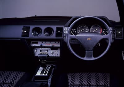 Z31フェアレディZ 2シーター 200 ZR-IIコクピット