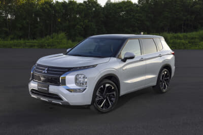 新型アウトランダーPHEV