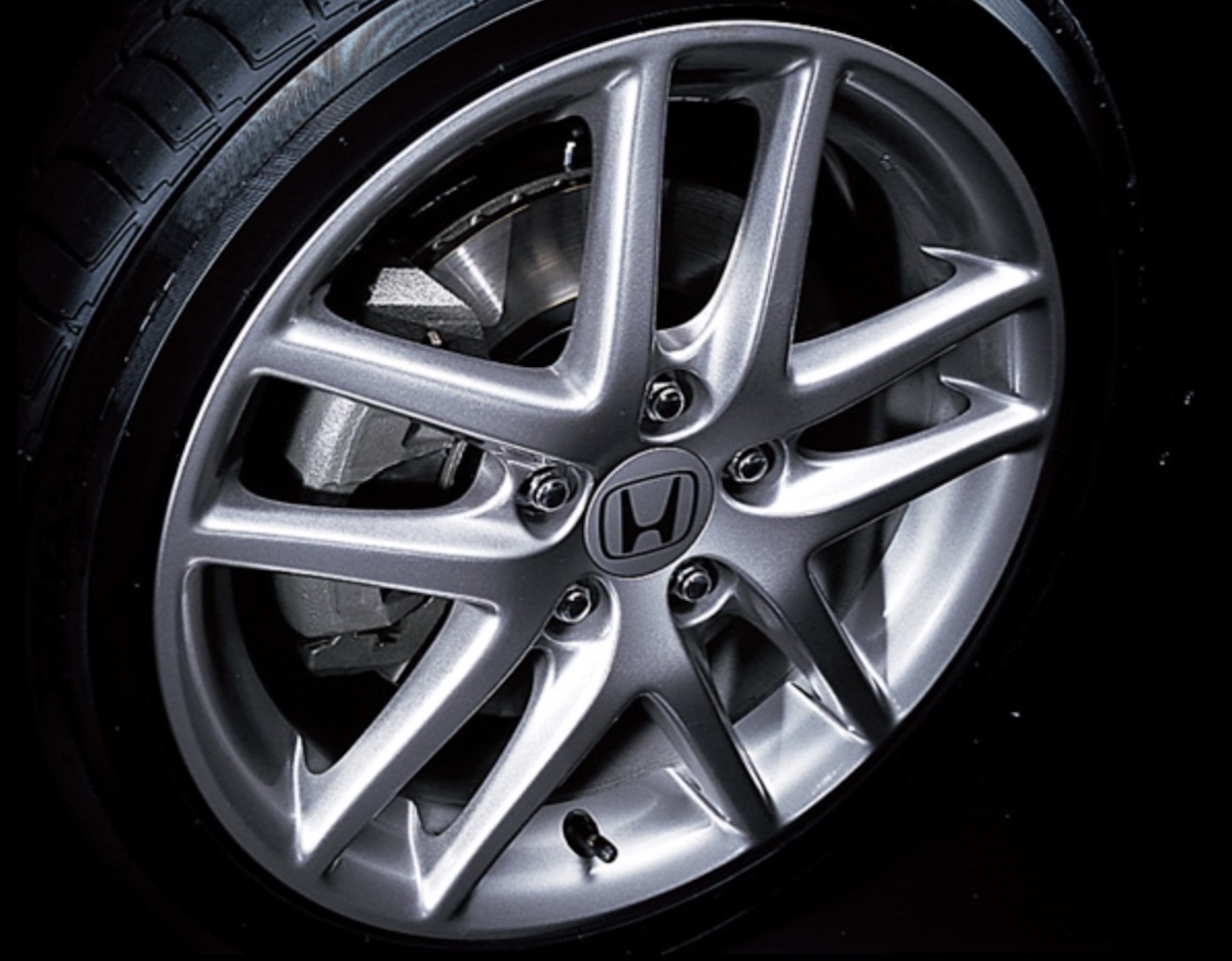 CL7型アコードユーロR17インチホイール