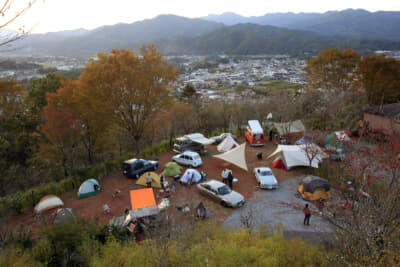 埼玉県秩父郡皆野町のキャンプ施設「リトリートフィールドMahora稲穂山」