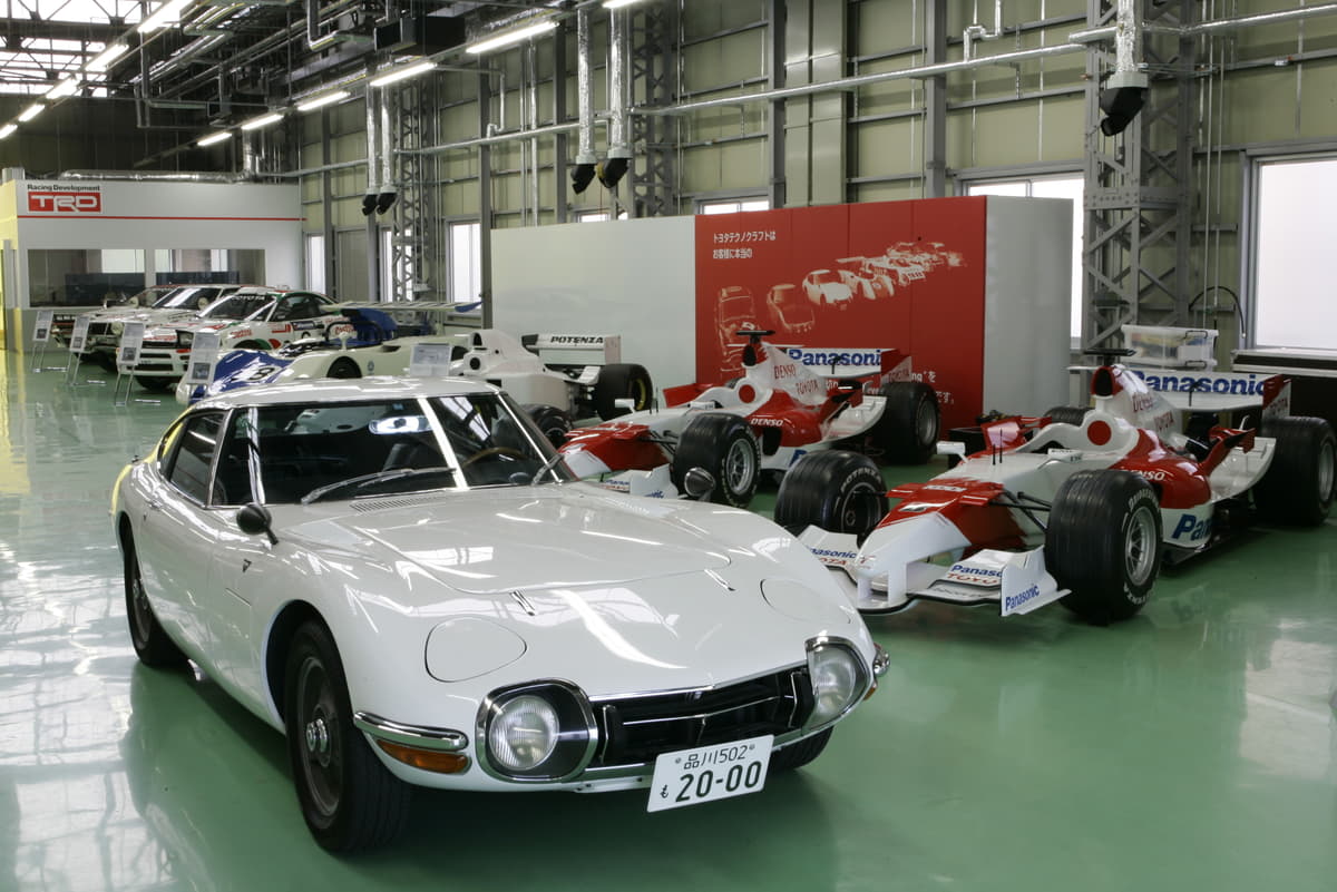 トヨタ2000GT