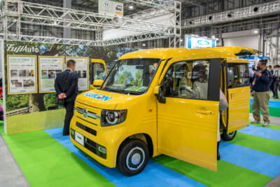 フジオートの「N-VAN車いす移動車」コンセプト