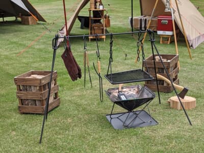 ビンテージ感ある焚き火台