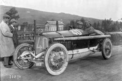 イタリア貴族ドライバー、ジュリオ・マゼッティがプライベーター参加して優勝