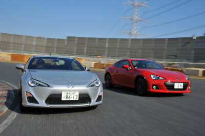 初代トヨタ86＆スバルBRZ