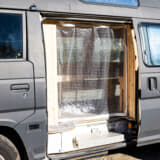 サウナに入るときはビニールカーテンだけ閉めておく