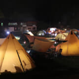 混雑するキャンプ場