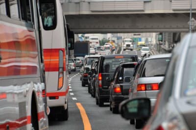 幹線道路（渋滞）