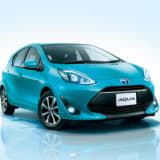 2017年ビッグマイチェンした初代アクア後期型、フロント