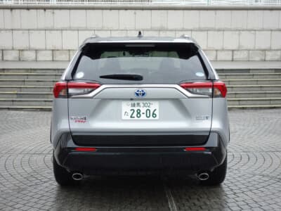 RAV4 PHVのリヤ