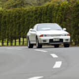 走っているR32GT-Rの画像