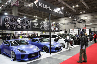 KUHLRACING JAPANのブース