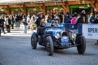 一番古いクルマは1927年式ブガッティ・タイプ37A