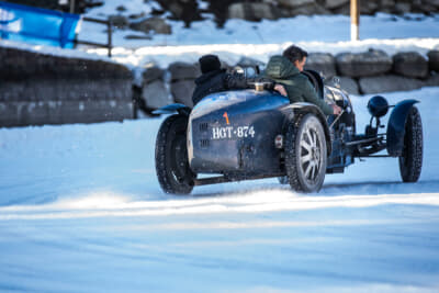 100年近く前のクルマもハードに走行
