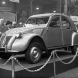 1948年のパリサロンでデビューした2CV