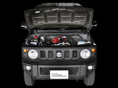 JB64ジムニーのエンジンルーム