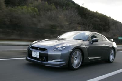 2007年式の初期型GT-R