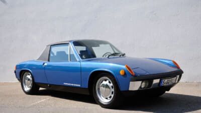 ポルシェ初のミッドシップ車「914」