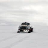 【画像】南極を走るのにオフローダーじゃなくて65年前のポルシェ！　ソリとキャタピラを履いた356Aの魔改造っぷりが衝撃だった 〜 画像10