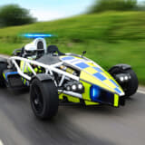 ライトウェイトと加速性能に特化した「アリエル・アトム」