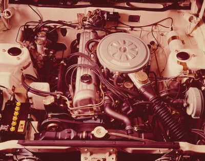 L28型直6 2.8Lエンジン