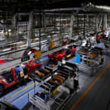 実際の生産ラインを見学できるのも楽しみ