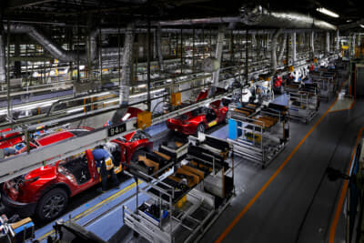 実際の生産ラインを見学できるのも楽しみ