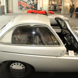 プロトタイプではルーフがスライドするキャノピーだった