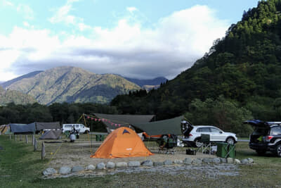 山岳系のキャンプ場なら夜間は涼しい