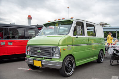 ホンダ・バモスのシェビーバン仕様