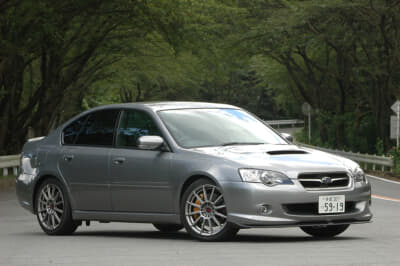 2005年モデルのtuned by STI